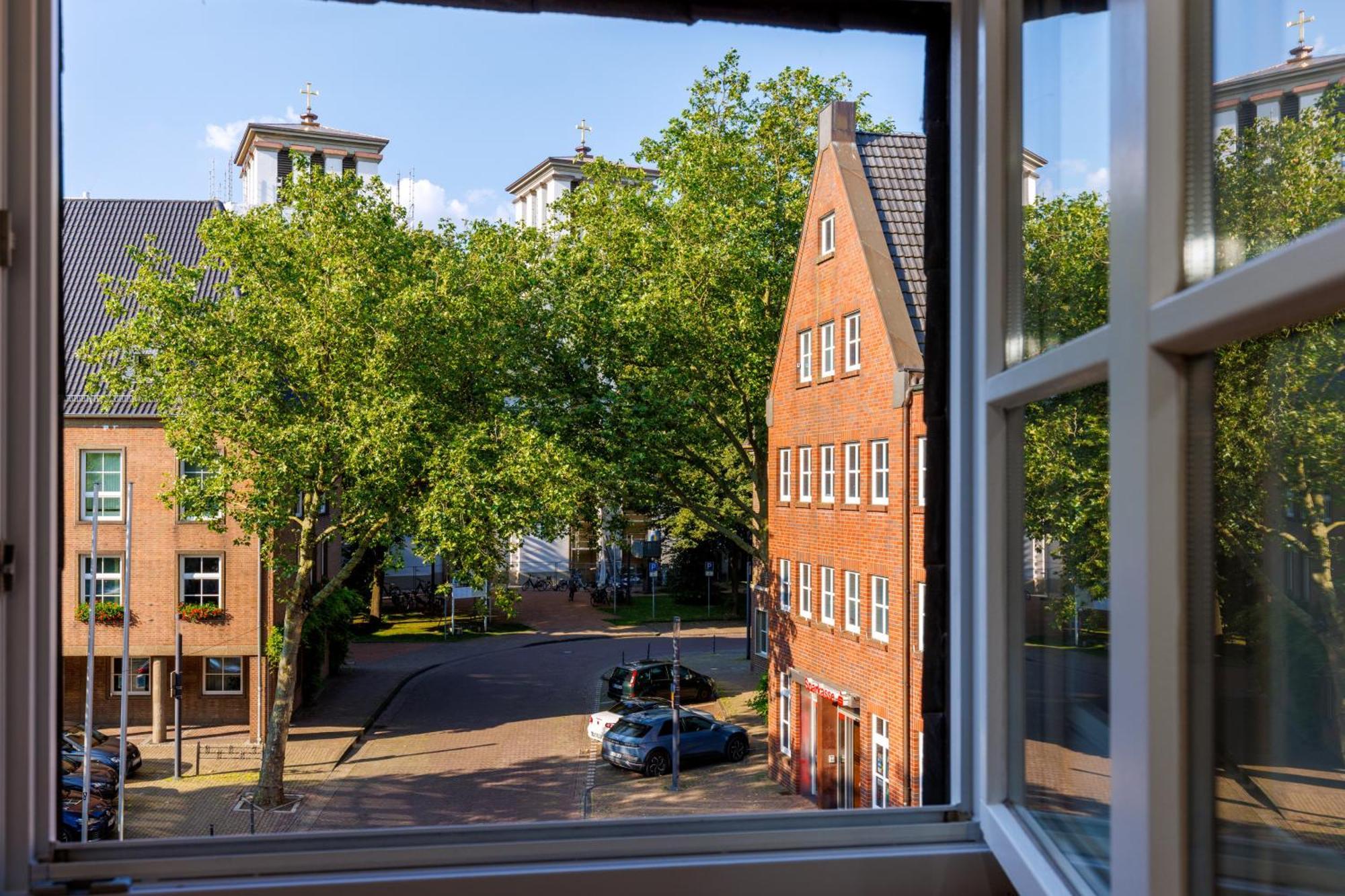 Logierhaus Rheintoreins Rees Exteriör bild
